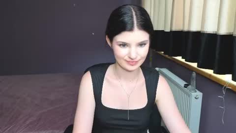 Anna online show from August 9, 11:33 am