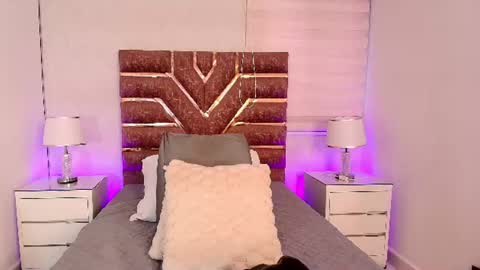 Anne babb online show from August 5, 7:12 pm