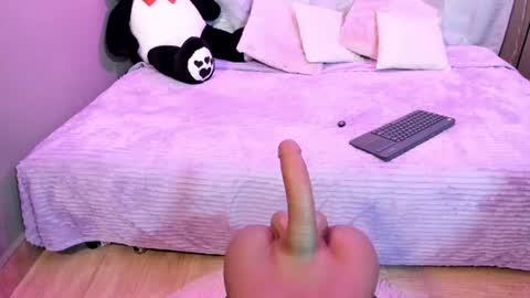 annex online show from August 11, 2:41 pm