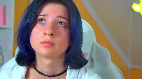 Anne online show from August 5, 2:04 pm