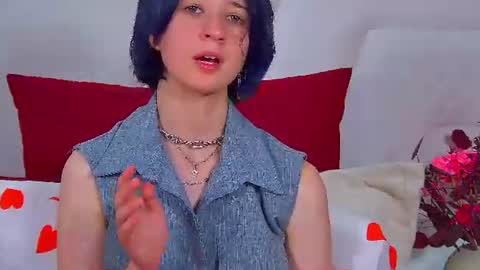 Anne online show from August 11, 10:56 pm