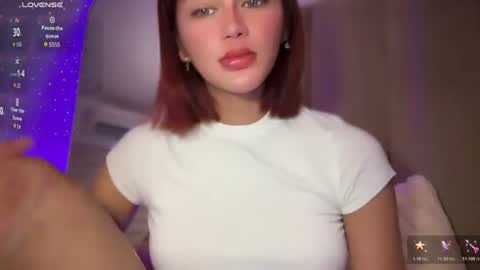 Annedee  online show from August 10, 2:02 am