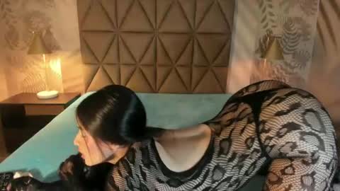 Anne online show from August 13, 4:15 am