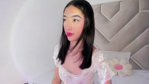      online show from August 12, 2:03 am