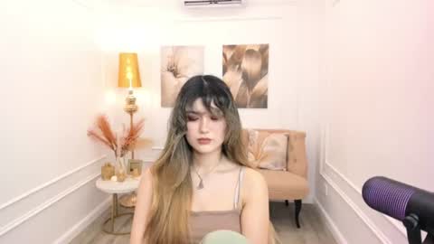 annetli online show from July 13, 8:21 am
