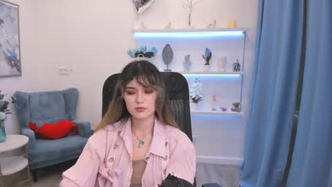 annetli online show from July 14, 10:40 am
