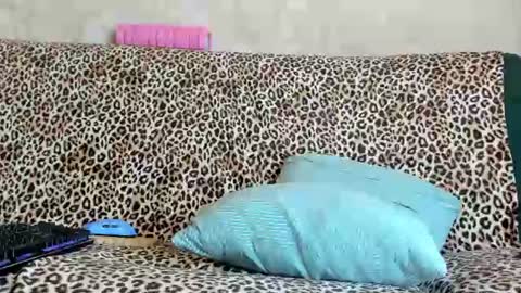 anngray1 online show from August 6, 12:59 pm
