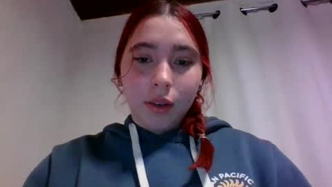 anni000__ online show from July 15, 11:22 am