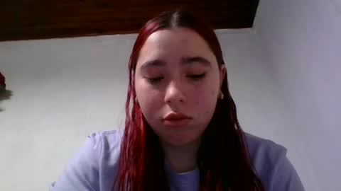 anni000__ online show from July 22, 7:49 pm