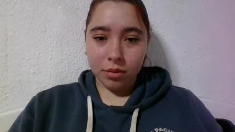 anni000__ online show from July 24, 11:24 am