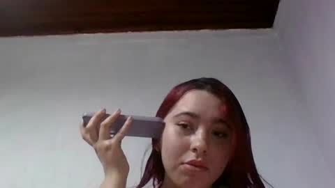 anni000__ online show from July 28, 11:27 am