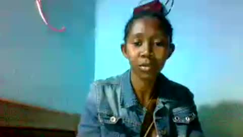 annie660 online show from August 15, 9:24 am