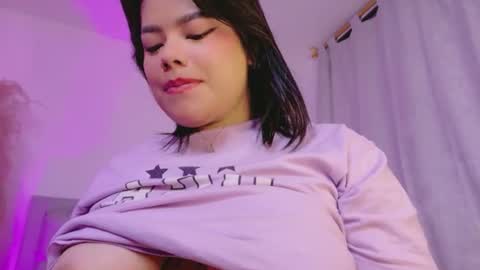 Annie online show from July 31, 12:17 am