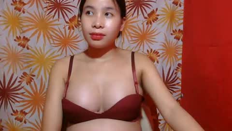 annie_alluring6ix online show from August 13, 11:35 am