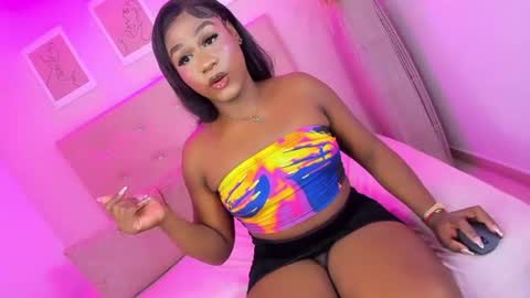 annie_dolce_ online show from July 30, 3:08 pm