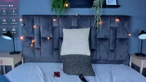 ANNIE ROUSE  online show from August 13, 6:11 pm
