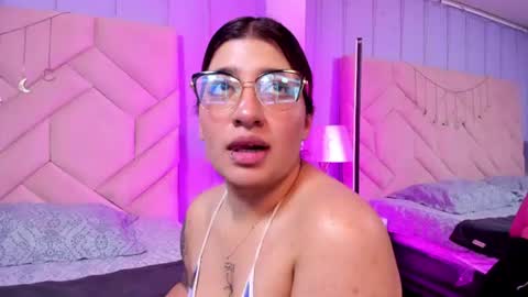 Annie online show from August 14, 9:29 pm