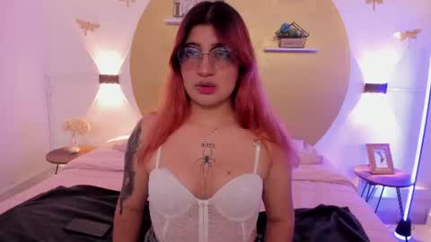 Annie online show from August 17, 7:41 pm