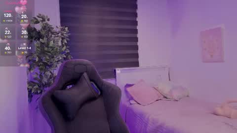 cassandra howard online show from July 25, 7:56 am