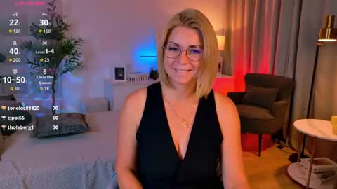 Annie online show from August 7, 12:16 pm