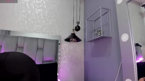 AnniePleasure  online show from August 13, 9:29 pm
