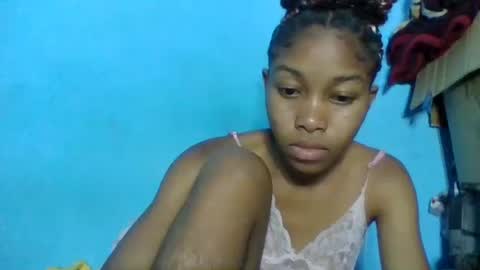 annieste online show from August 3, 8:38 pm