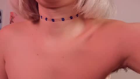 annietinky online show from August 2, 3:24 am