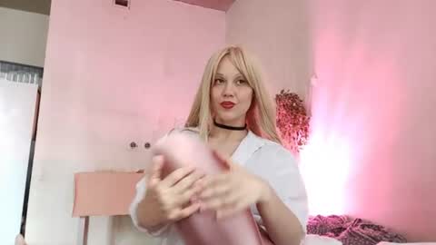 AnnikaMur online show from August 14, 1:37 pm
