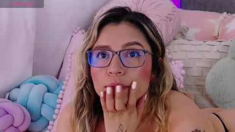 Antonella Lee online show from August 5, 8:29 pm