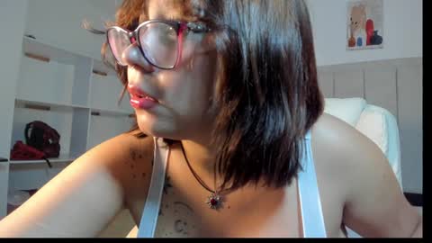 anny online show from August 10, 7:04 pm
