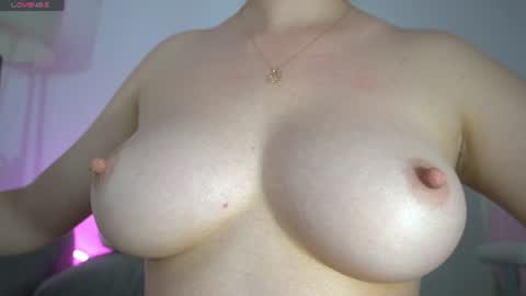 Anny online show from July 30, 11:00 pm