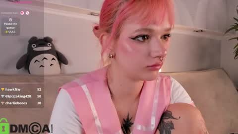Anny online show from August 6, 3:55 pm