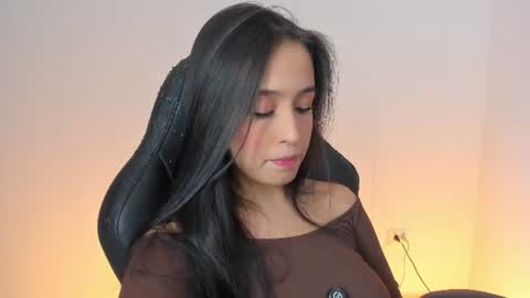 Anny online show from August 12, 4:37 am
