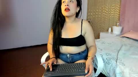 anny online show from July 29, 3:41 pm