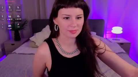 Anny online show from August 7, 1:05 am