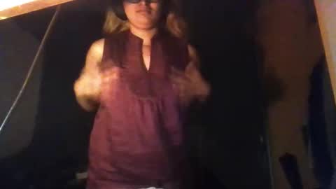 anoditeangel online show from March 26, 7:34 am