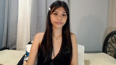 anok_yaii online show from August 8, 4:40 pm