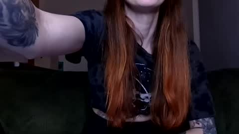 anomalyallie online show from June 29, 2:04 am