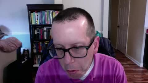 anonymousfrederick76 online show from April 9, 10:36 pm