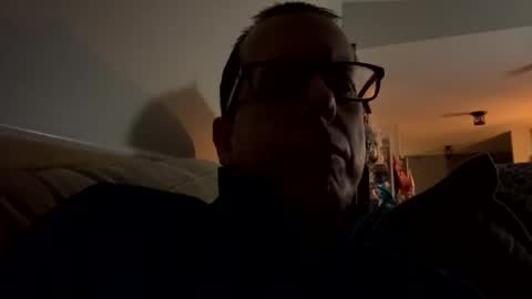anonymousfrederick76 online show from May 1, 7:34 am