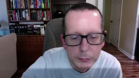 anonymousfrederick76 online show from June 5, 8:47 pm