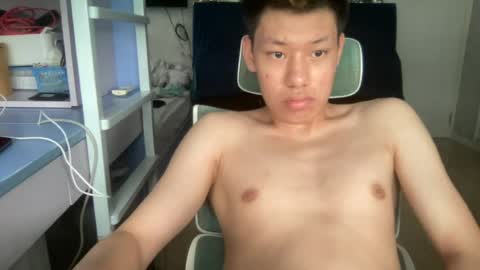 anson881003 online show from June 27, 7:22 am