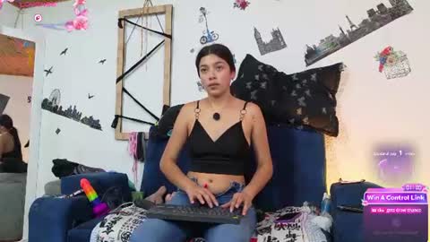 anthonella_v online show from September 6, 8:59 pm