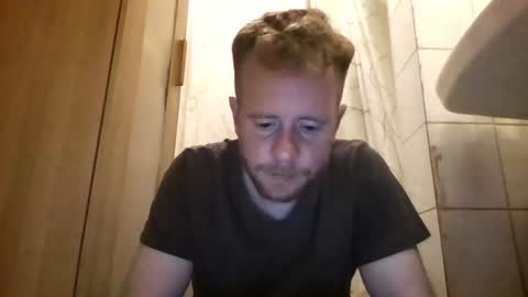 Anthony77228 room online show from April 15, 8:38 pm