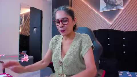 antonella_rizzo01 online show from September 2, 1:40 am