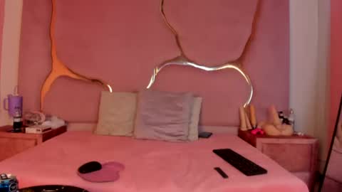 AntonelLaBlazee online show from August 14, 7:56 am