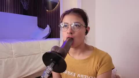 Antonella online show from August 15, 8:18 am
