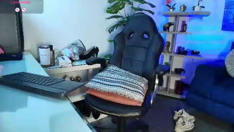 Antonella  online show from August 14, 11:52 pm