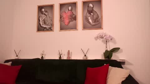 Antonia online show from August 8, 4:01 am