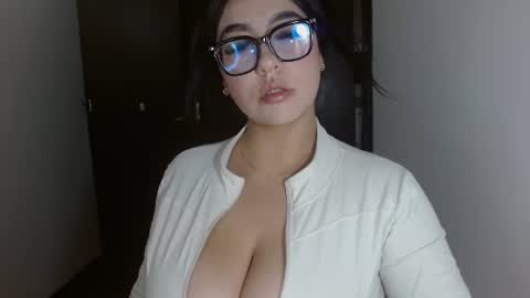 antonnella online show from June 25, 1:19 am
